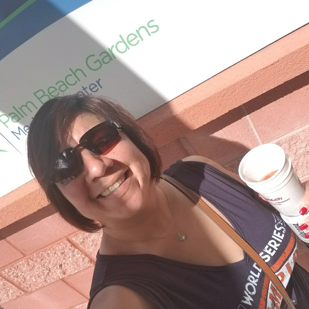 Meet your Posher, Lorraine